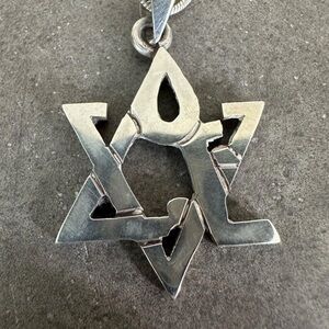 Vintage Unique Sterling Silver Star Of David Necklace